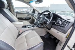 2015 Kia Carnival SLi