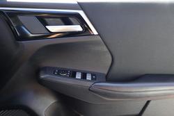 2023 Mitsubishi Outlander ES ZM MY23 White