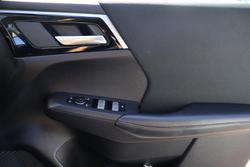 2023 Mitsubishi Outlander ES ZM MY23 White