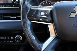 2023 Mitsubishi Outlander ES ZM MY23 White