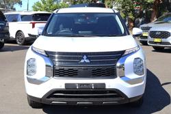 2023 Mitsubishi Outlander ES ZM MY23 White