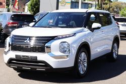2023 Mitsubishi Outlander ES ZM MY23 White