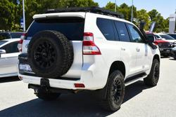 2017 Toyota Landcruiser Prado VX