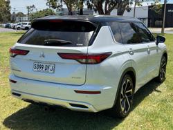 2021 Mitsubishi Outlander Exceed Tourer ZM MY22 AWD White Diamond with Black Mica Roof