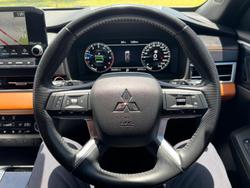 2021 Mitsubishi Outlander Exceed Tourer ZM MY22 AWD White Diamond with Black Mica Roof