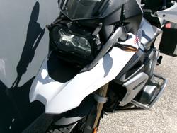 2021 BMW Motorrad R 1250 GS Light white. (13-11)