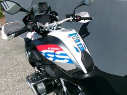 2021 BMW Motorrad R 1250 GS Light white. (13-11)