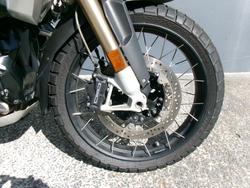 2021 BMW Motorrad R 1250 GS Light white. (13-11)