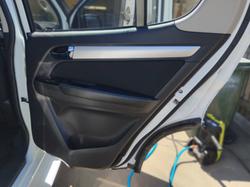 2017 Isuzu MU-X LS-M