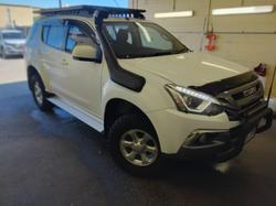 2017 Isuzu MU-X LS-M