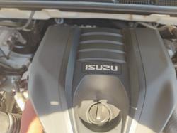 2017 Isuzu MU-X LS-M