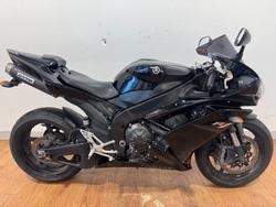 Yamaha YZF-R1