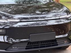 2025 Leapmotor B10 Design LR