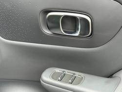 2025 Leapmotor B10 Design LR