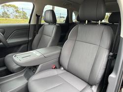 2025 Leapmotor B10 Design LR