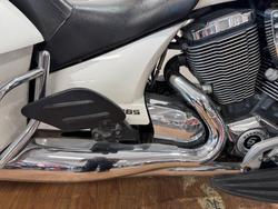 2011 Victory CROSS COUNTRY WHITE