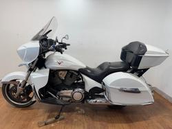 2011 Victory CROSS COUNTRY WHITE