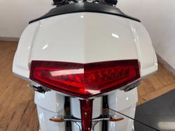 2011 Victory CROSS COUNTRY WHITE