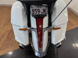 2011 Victory CROSS COUNTRY WHITE