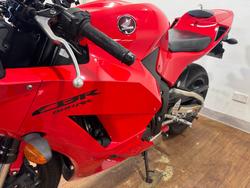 2015 Honda CBR600RR RED