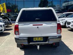 2020 Toyota Hilux SR