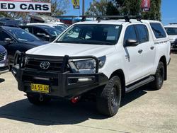 2020 Toyota Hilux SR