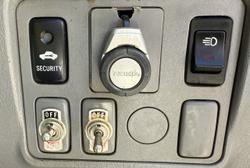 2006 Toyota Hilux SR