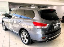 2016 Nissan Pathfinder Ti