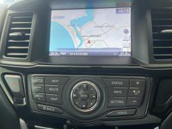 2016 Nissan Pathfinder Ti