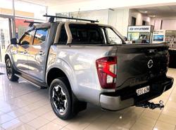 2021 Nissan Navara ST-X