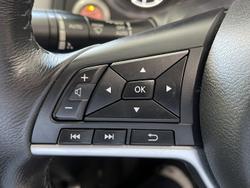 2021 Nissan Navara ST-X