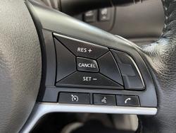 2021 Nissan Navara ST-X