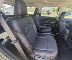 2024 Nissan Pathfinder Ti-L