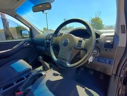 2009 Nissan Navara ST-X D40 4x2 Cosmic Black