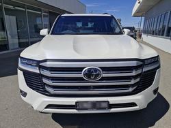 2023 Toyota Landcruiser VX