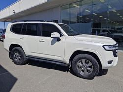 2023 Toyota Landcruiser VX