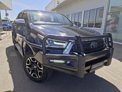 2021 Toyota Hilux SR5