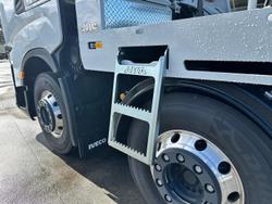 2023 Iveco S-Way AS270