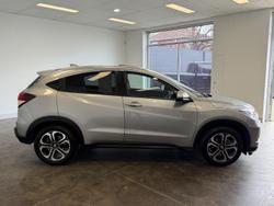 2017 Honda HR-V VTi-L