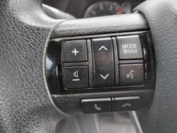 2022 Toyota Hilux SR