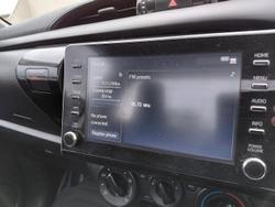 2022 Toyota Hilux SR