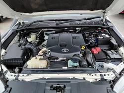 2022 Toyota Hilux SR