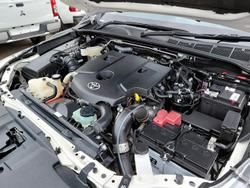 2022 Toyota Hilux SR