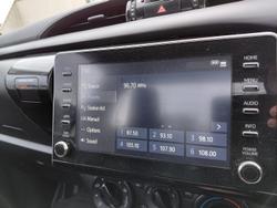 2022 Toyota Hilux SR