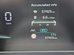 2021 Kia
                Sportage S