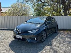 2016 Toyota Corolla ZR