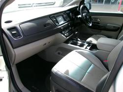 2016 Kia Carnival Platinum