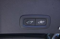 2021 Volvo XC40 T5 R-Design