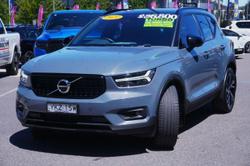2021 Volvo XC40 T5 R-Design