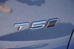 2021 Volvo XC40 T5 R-Design